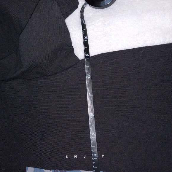 Hurley Black Graphic Men's T-Shirt Size Medium EUC - Picture 6 of 8